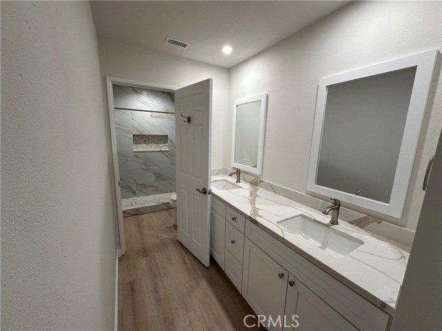 Detail Gallery Image 6 of 8 For 3426 Rio Hato Ct, Camarillo,  CA 93010 - 4 Beds | 2/1 Baths