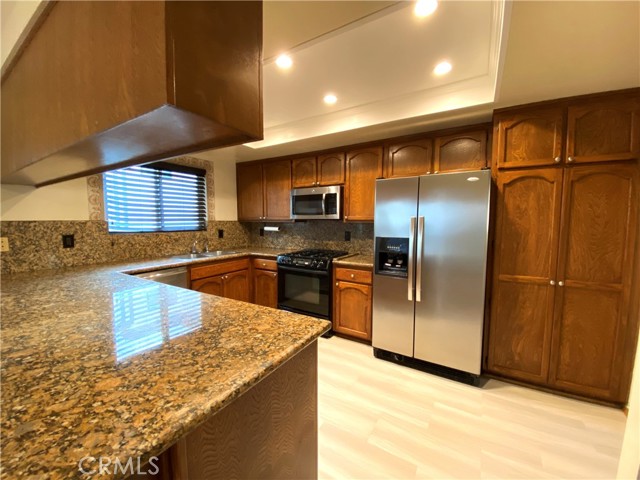 2623 Gates Avenue, Redondo Beach, California 90278, 3 Bedrooms Bedrooms, ,2 BathroomsBathrooms,Residential,Sold,Gates,SB22126121