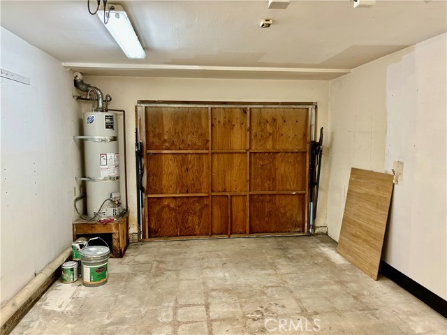 10863 Chestnut St., Los Alamitos CA: https://media.crmls.org/medias/1e29479c-a582-49ec-892d-d78a727a0d7f.jpg
