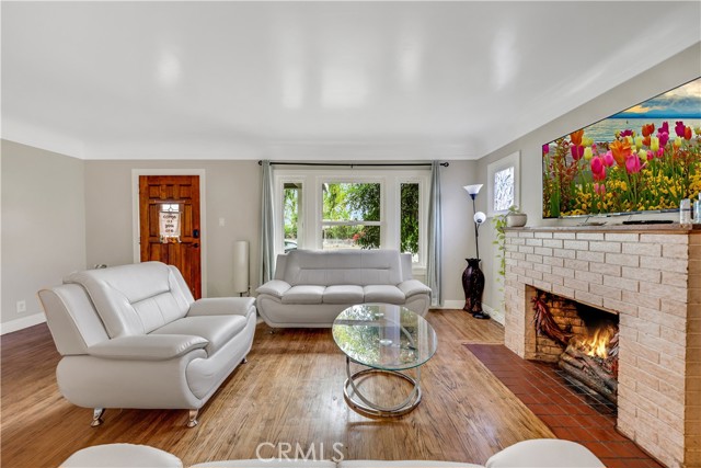 Detail Gallery Image 11 of 26 For 3501 Del Mar, Pasadena,  CA 91107 - 3 Beds | 2 Baths