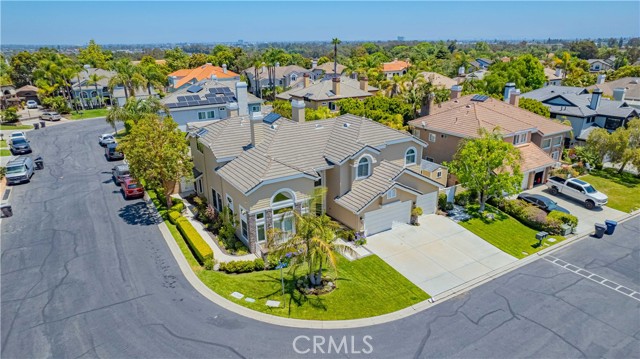 6561 Horseshoe Lane, Huntington Beach CA: https://media.crmls.org/medias/1e2a0fd6-05b2-44f5-8cc1-08d2ddd8531f.jpg