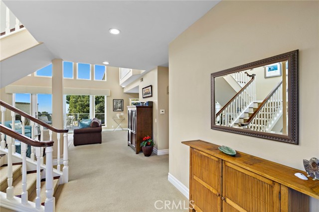 Detail Gallery Image 12 of 51 For 25 Lucerne St, Newport Beach,  CA 92660 - 3 Beds | 2/1 Baths