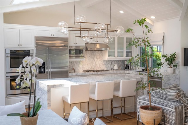 Detail Gallery Image 7 of 56 For 461 Poplar St, Laguna Beach,  CA 92651 - 4 Beds | 4 Baths