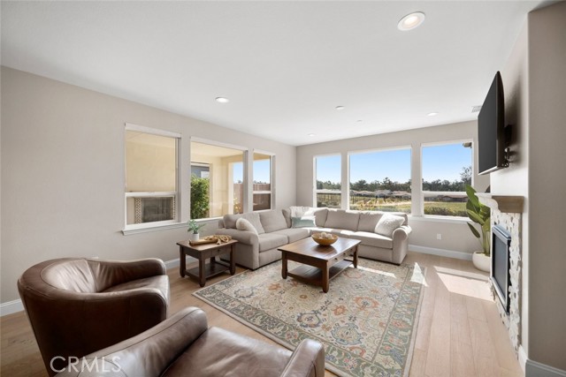 Detail Gallery Image 4 of 55 For 1471 via Vista, Nipomo,  CA 93444 - 2 Beds | 2 Baths