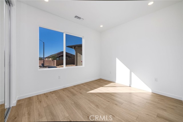 5564 Gem Court, Lancaster CA: https://media.crmls.org/medias/1e2bdf6b-c171-4e18-943d-b6ceb600d9f0.jpg