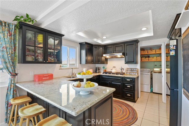 24450 Ward Street, Torrance CA: https://media.crmls.org/medias/1e2d26c0-0a1a-40a3-b9fb-fd503927a66b.jpg