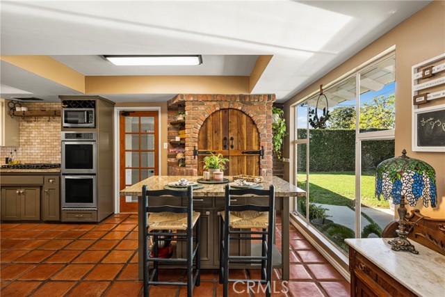 Detail Gallery Image 12 of 46 For 1431 La Colina Dr, Tustin,  CA 92780 - 3 Beds | 2 Baths