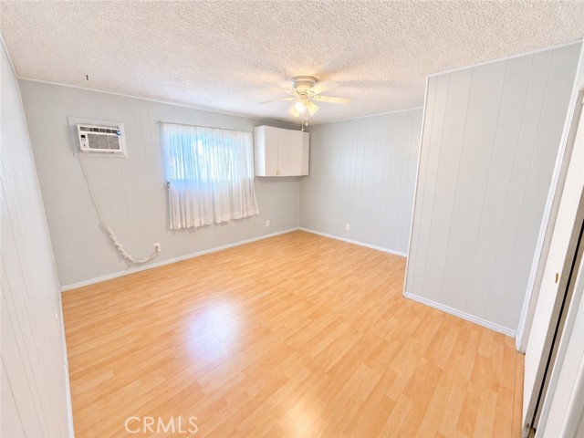 10883 Vinedale photo 23