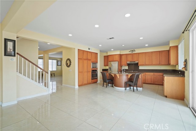 6116 W Avenue K9, Lancaster CA: https://media.crmls.org/medias/1e2e3b47-c401-4de1-b9b1-81095b9a3e7d.jpg