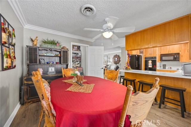 119 Pine Drive, Kernville CA: https://media.crmls.org/medias/1e2f7bd2-e215-479e-b1eb-8ae180c7df30.jpg