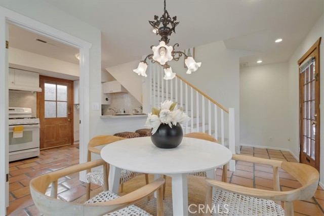 417 34th Place, Manhattan Beach, California 90266, 3 Bedrooms Bedrooms, ,3 BathroomsBathrooms,Residential,Sold,34th,SB21218026