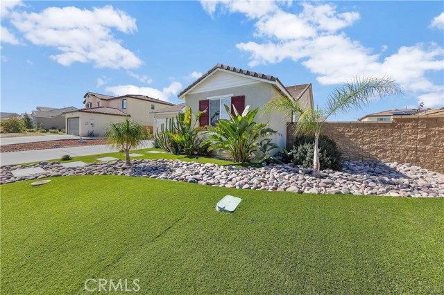 Detail Gallery Image 3 of 41 For 971 Donner, Hemet,  CA 92543 - 4 Beds | 2 Baths