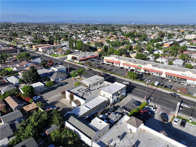 Detail Gallery Image 1 of 4 For 15729 Bellflower Bld, Bellflower,  CA 90706 - – Beds | – Baths