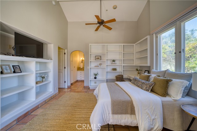 1220 Bassi Drive, San Luis Obispo CA: https://media.crmls.org/medias/1e307d68-e5ca-42b3-aa83-8c1ee97ed346.jpg