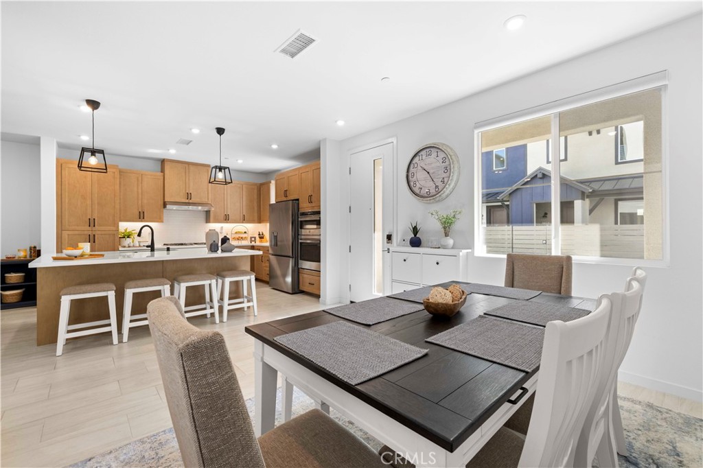 MLS #SR25228736 image #5