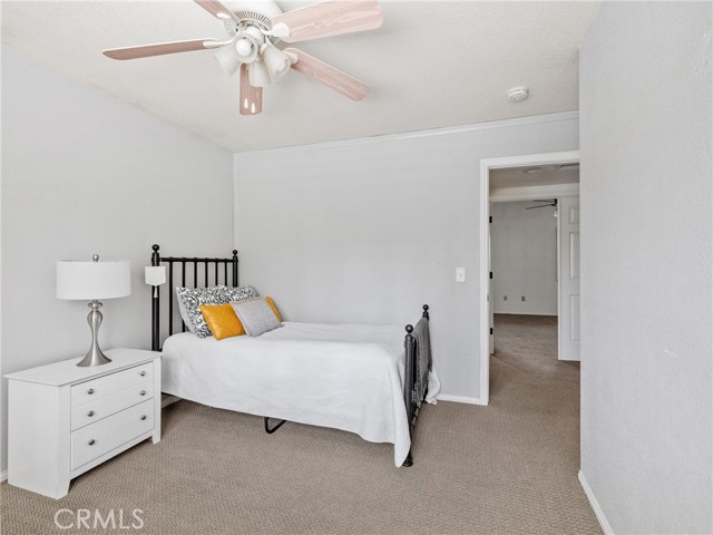 12596 Whispering Springs Road, Victorville CA: https://media.crmls.org/medias/1e314217-c4de-4983-bffa-67ab2314ff4d.jpg