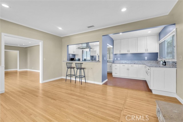 918 Dorothea Road, La Habra Heights CA: https://media.crmls.org/medias/1e31d7b0-cc0f-4fa1-b8f7-7251801bf65f.jpg
