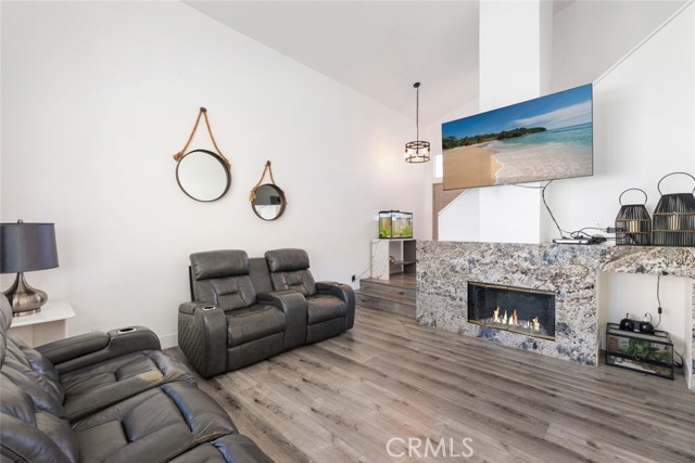 Detail Gallery Image 13 of 41 For 844 Pathfinder, Corona,  CA 92878 - 3 Beds | 2/1 Baths