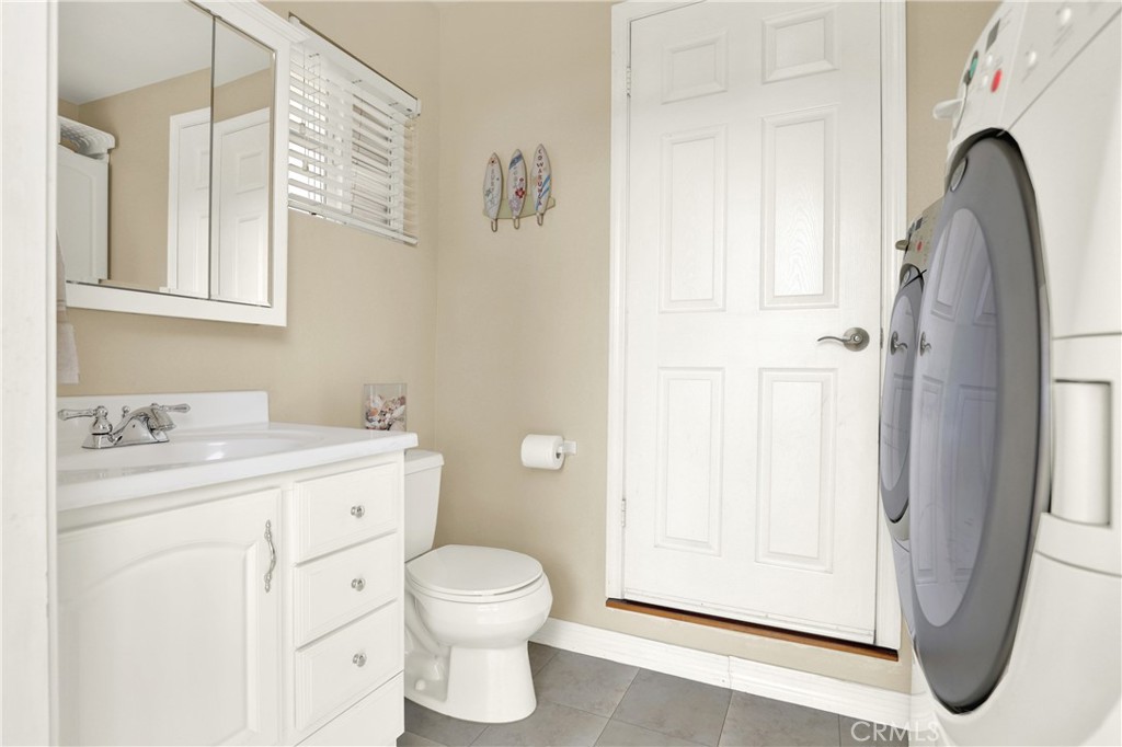 MLS #OC25128179 img 24