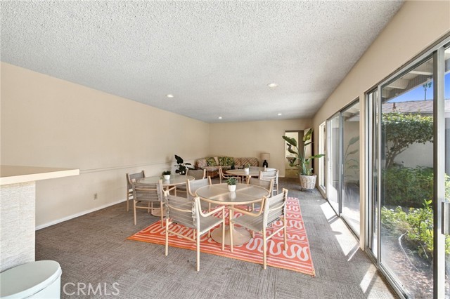 10240 Camarillo, 115 photo 32