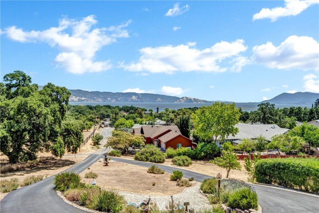 4445 Eucalyptus Avenue, Lakeport CA: https://media.crmls.org/medias/1e33ef7b-e7ef-4f9f-a54a-84d026925fe7.jpg