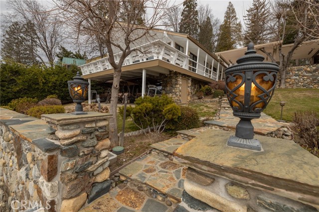 Detail Gallery Image 1 of 74 For 39118 Lake Dr, Bass Lake,  CA 93604 - 6 Beds | 3/1 Baths