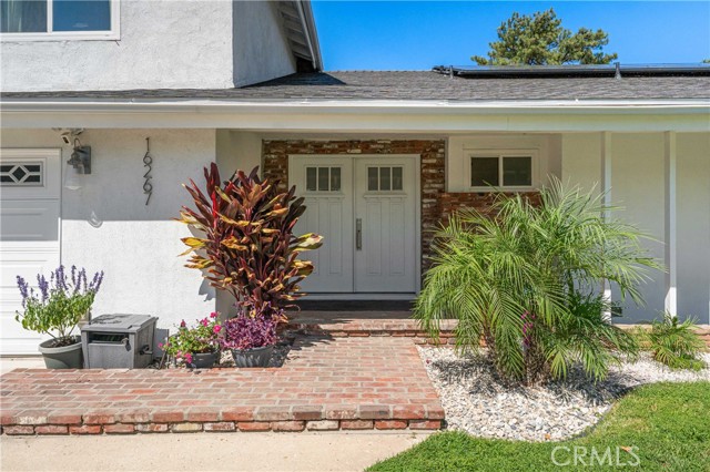 16267 Barneston Street, Granada Hills CA: https://media.crmls.org/medias/1e36b2f9-53d2-4c8b-8c13-c26e2f7116db.jpg