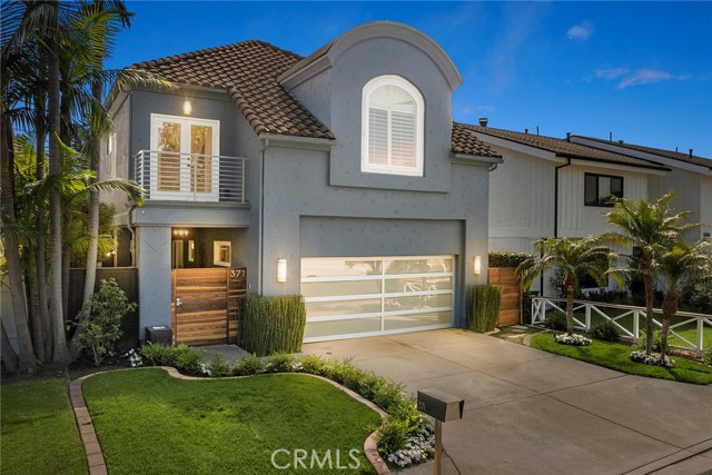 371 La Perle Pl, Costa Mesa, CA 92627