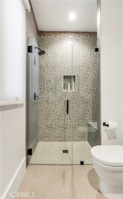 Detail Gallery Image 43 of 61 For 221 Heliotrope Ave, Corona Del Mar,  CA 92625 - 4 Beds | 5/1 Baths