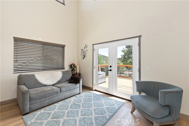 Detail Gallery Image 11 of 50 For 1215 Valley View Dr, Big Bear City,  CA 92314 - 5 Beds | 3/1 Baths