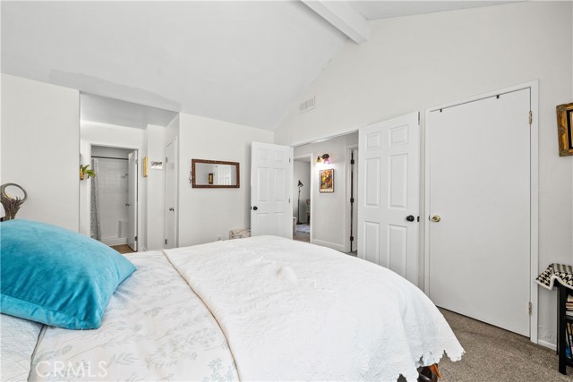 26905 Flo Lane, Canyon Country CA: https://media.crmls.org/medias/1e39a012-90b2-471f-909d-407787e1652f.jpg