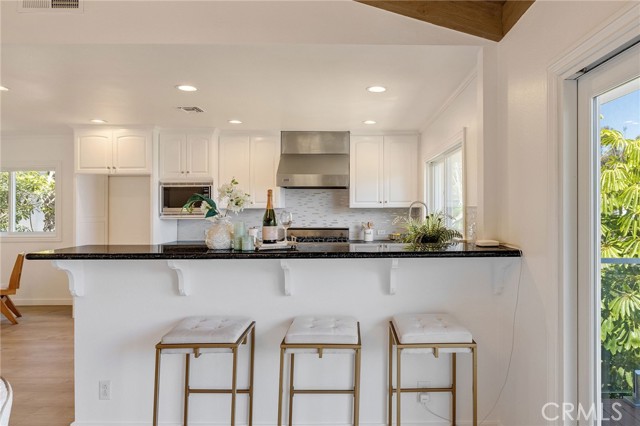 Detail Gallery Image 9 of 23 For 4321 via Azalea, Palos Verdes Estates,  CA 90274 - 4 Beds | 4 Baths