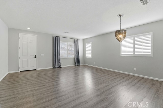 Detail Gallery Image 12 of 25 For 44335 57th, Lancaster,  CA 93536 - 5 Beds | 3 Baths