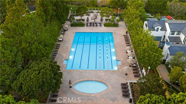 58 Victoria, Newport Beach CA: https://media.crmls.org/medias/1e3bfbc9-af6a-463c-a851-0b4b0f2eb159.jpg