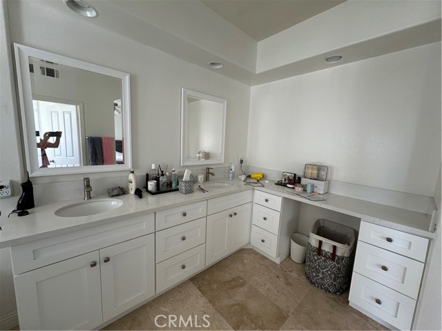 Detail Gallery Image 14 of 18 For 9 Blue Spruce, Irvine,  CA 92620 - 4 Beds | 3 Baths