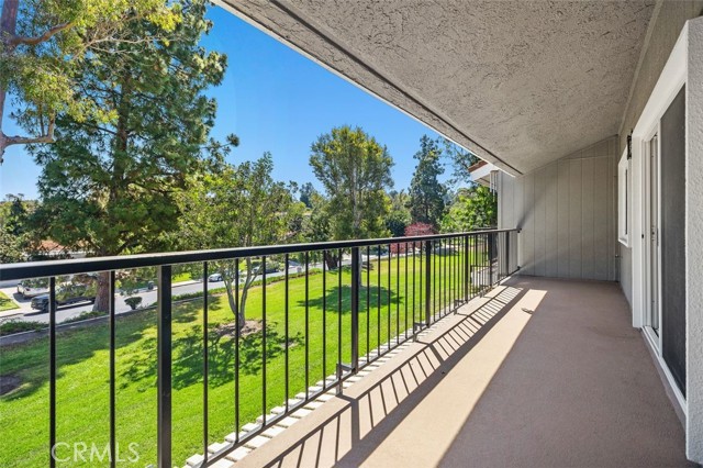 3330 Bahia Blanca E.,, Laguna Woods CA: https://media.crmls.org/medias/1e3c33fb-086c-41f6-a81d-c155b59d0ab3.jpg