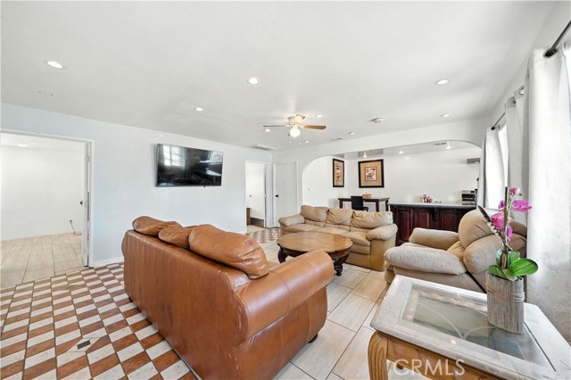 Detail Gallery Image 10 of 27 For 23475 Stafford St, Perris,  CA 92570 - 4 Beds | 2 Baths