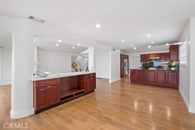 Detail Gallery Image 45 of 52 For 4013 via Manzana, San Clemente,  CA 92673 - 5 Beds | 3/1 Baths