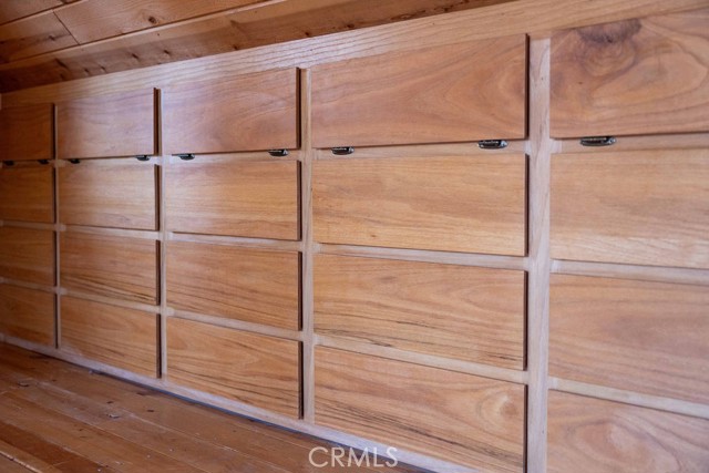 Detail Gallery Image 29 of 33 For 817 E Mountain View Bld, Big Bear City,  CA 92314 - 3 Beds | 2 Baths