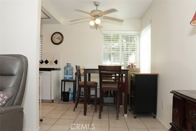 Detail Gallery Image 3 of 10 For 1505 S Raitt #97,  Santa Ana,  CA 92704 - 1 Beds | 1 Baths