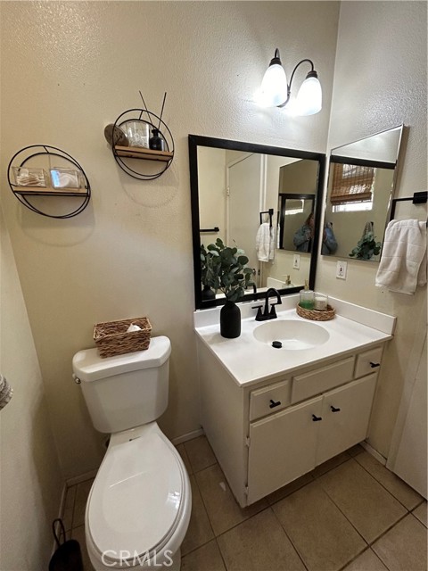 Detail Gallery Image 16 of 37 For 2221 Flash Ct, Perris,  CA 92571 - 5 Beds | 2/1 Baths