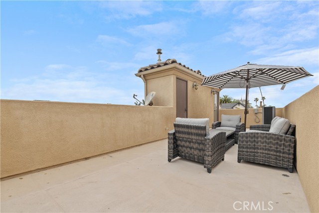 Detail Gallery Image 39 of 46 For 513 Pecan Ave, Huntington Beach,  CA 92648 - 3 Beds | 3/1 Baths