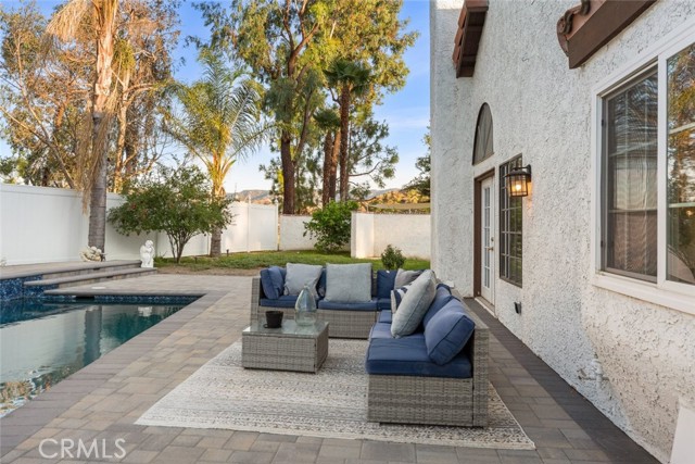 25010 Foxtail Court, Stevenson Ranch CA: https://media.crmls.org/medias/1e400a3c-987b-4b23-b91c-e0954372ae1b.jpg