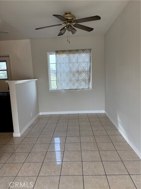 Detail Gallery Image 6 of 23 For 7224 1/4 Florence Ave, Downey,  CA 90240 - 2 Beds | 1 Baths