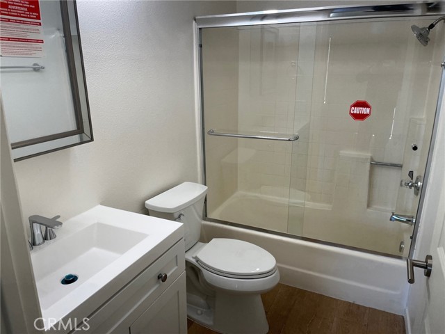 14610 Erwin Street, Van Nuys CA: https://media.crmls.org/medias/1e432e48-a69f-45c2-8582-0a7fd67bd806.jpg
