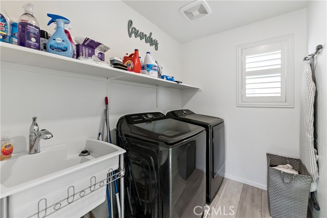 Detail Gallery Image 22 of 26 For 2074 N Applegate Ave, Fresno,  CA 93737 - 4 Beds | 2/1 Baths