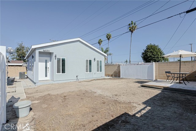 Detail Gallery Image 18 of 43 For 7586 El Prado, Buena Park,  CA 90620 - 5 Beds | 3 Baths