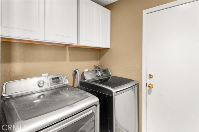 28230 Evergreen Lane, Saugus CA: https://media.crmls.org/medias/1e472832-00cd-4d3d-b90a-1d5b9ac3e669.jpg