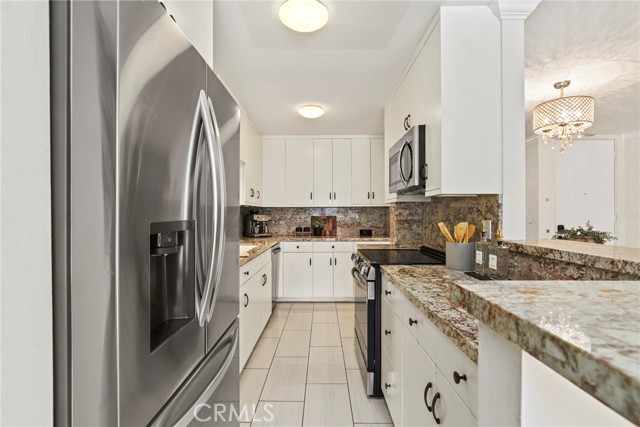6542 Ocean Crest Drive, Rancho Palos Verdes CA: https://media.crmls.org/medias/1e473310-751b-4be6-b357-c2ba55250033.jpg