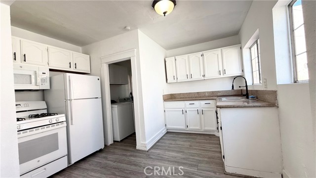 Detail Gallery Image 13 of 32 For 1209 Spence, Los Angeles,  CA 90023 - 2 Beds | 1 Baths